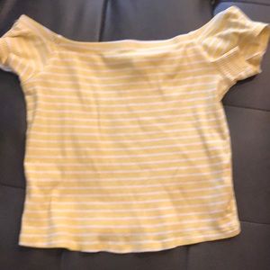 Divided cropped shirt